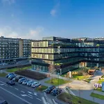 Apartment Stylish With Parking By Renters *