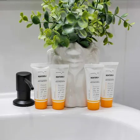 Stylish With Parking By Renters * Warsaw