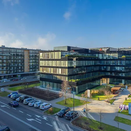 Lägenhet Stylish With Parking By Renters *