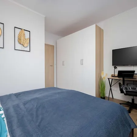 아파트 Stylish With Parking By Renters 바르샤바