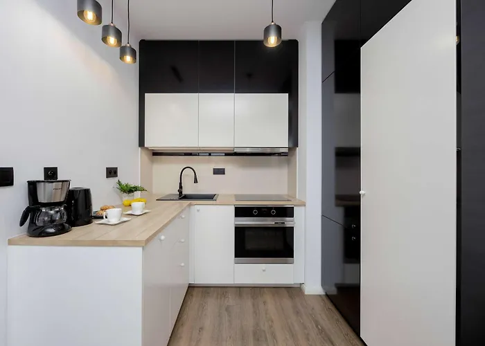 아파트 Stylish With Parking By Renters *