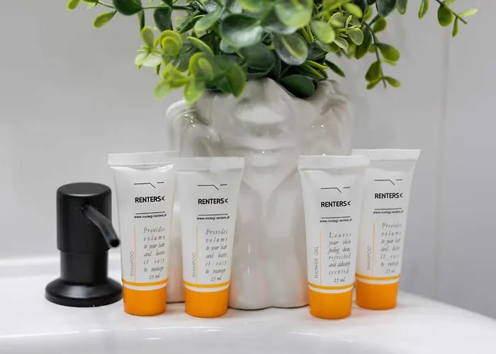 Stylish With Parking By Renters * 바르샤바